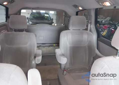 2006 Toyota Sienna Xle z USA, uszkodzony, nr VIN 5TDZA22CX6S460117